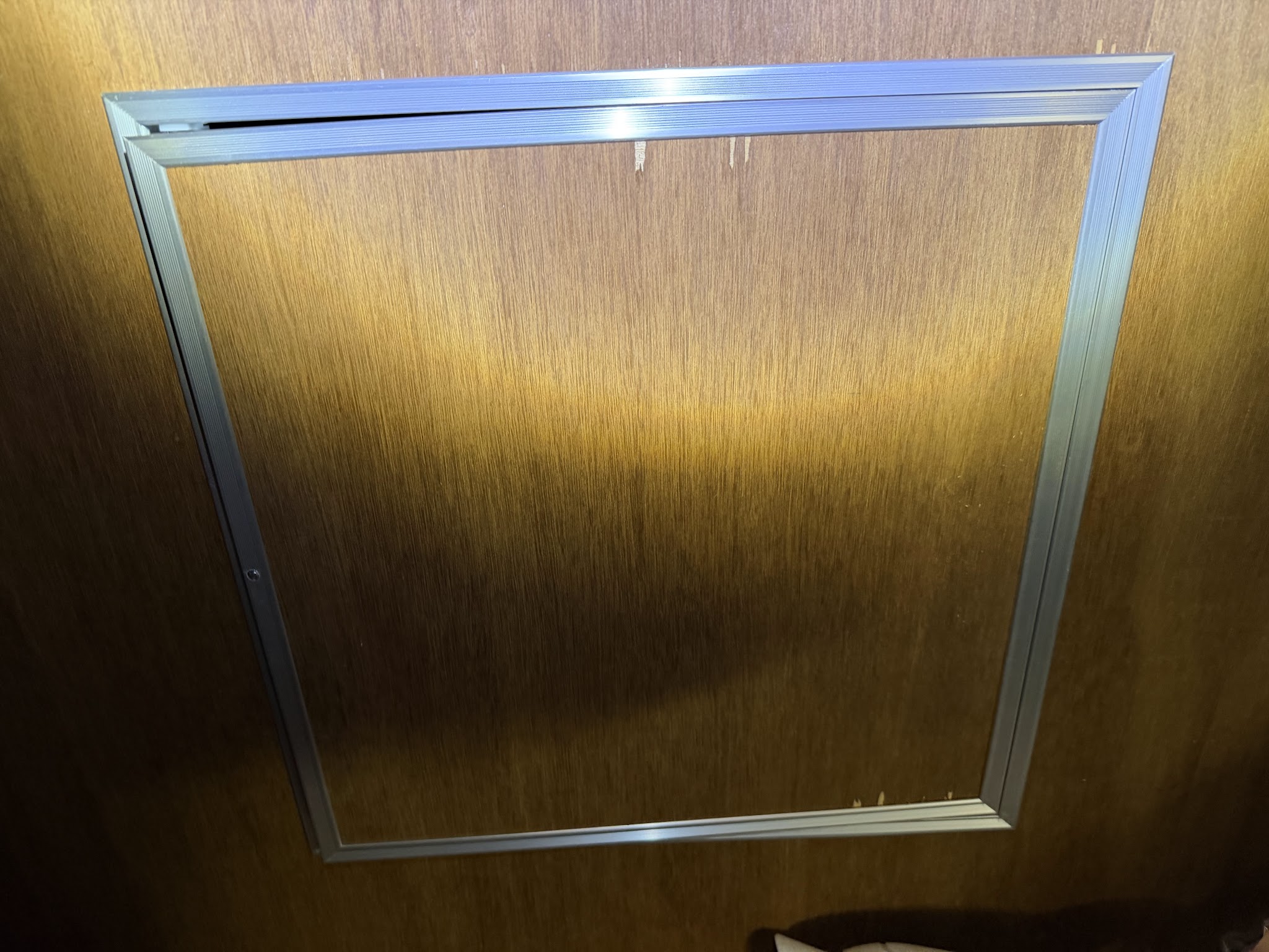 東京都目黒区ネズミ駆除現場の写真1