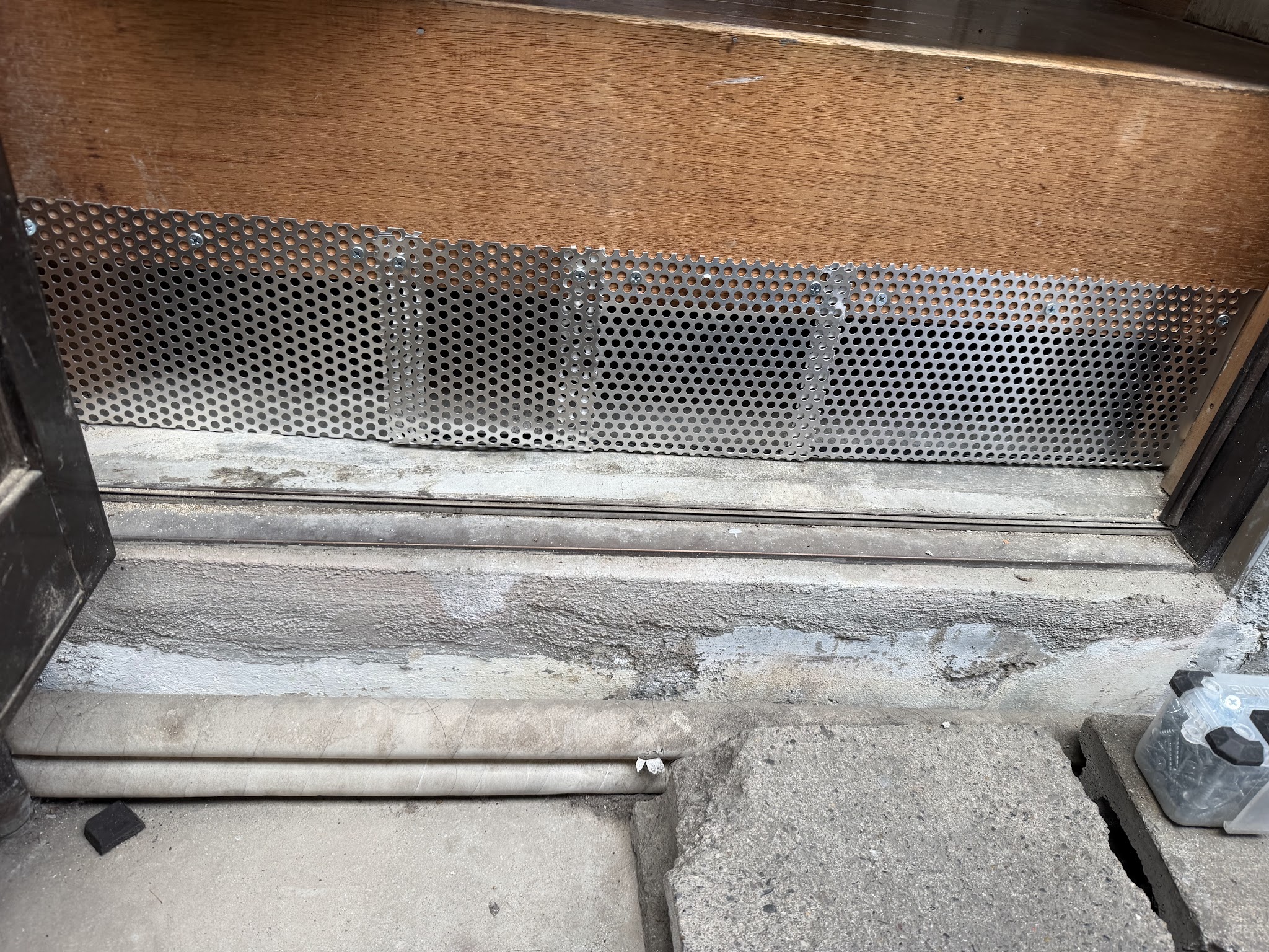 大阪府豊中市ネズミ駆除現場の写真1